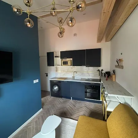 Moon Apartment *